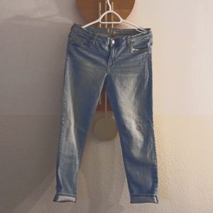 KUT from the Cloth Boyfriend Jean size 10 "Catherine" mid rise